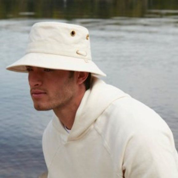 Tilley Accessories Tilley Iconic T Bucket Hat Natural Tuckaway Wind